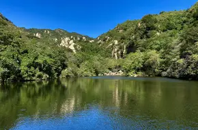 Baiquanshan Scenic Area