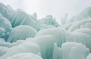 Yunbugu Cloud Waterfall Valley