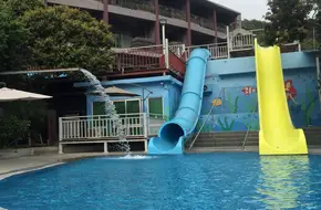 Lizehong Hot Spring Manor