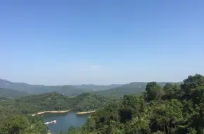 Jiulong Lake Lakeside Park