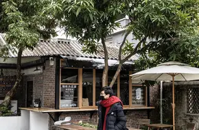 Huashan Town