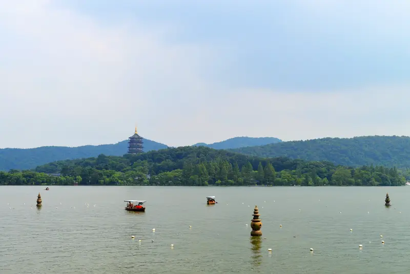 West Lake Flower Harbor Fish Viewing Foreign Affairs Cruise Dock