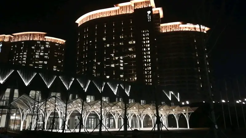 Water Plaza