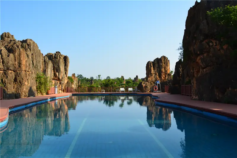 Stone Sea Hot Spring