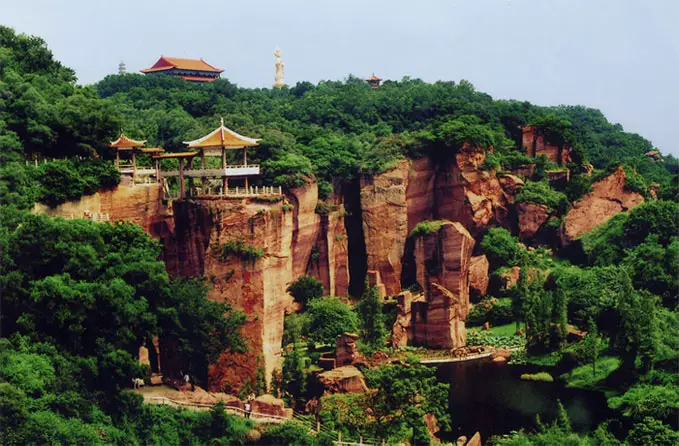 Lianhua Mountain Ancient Quarry Site