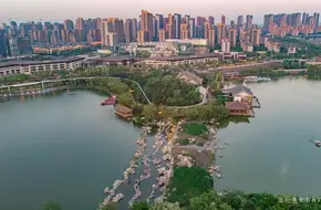 Qujiang Pool Site Park