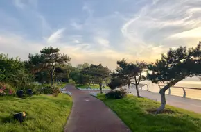 Tang Island Bay