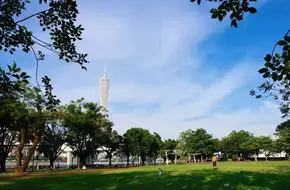 Linjiang Riverside Belt Park