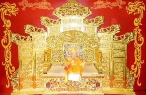 Golden Hall Park