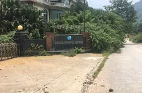 Oxygen-Rich Hot Spring