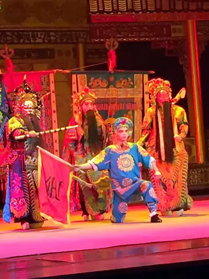 Furongguocui Sichuan Opera Face-Changing Show