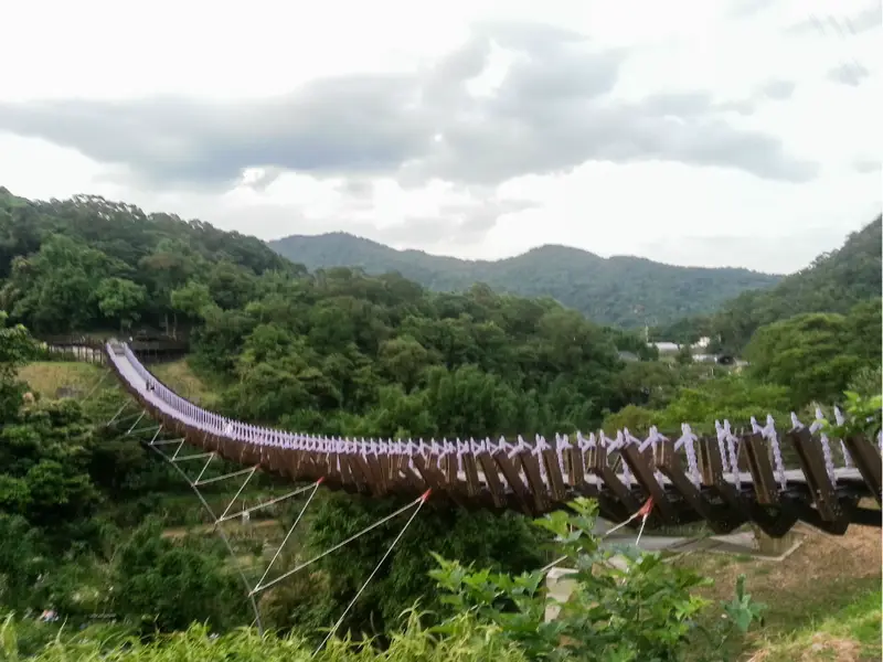 White Stone Lake Suspension Bridge