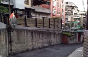 Confession Alley