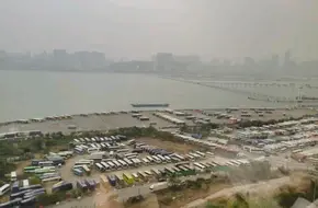 Lijun Dock