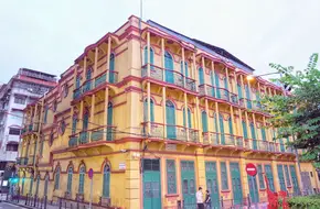 Macau Crazy Hall Slope Alley