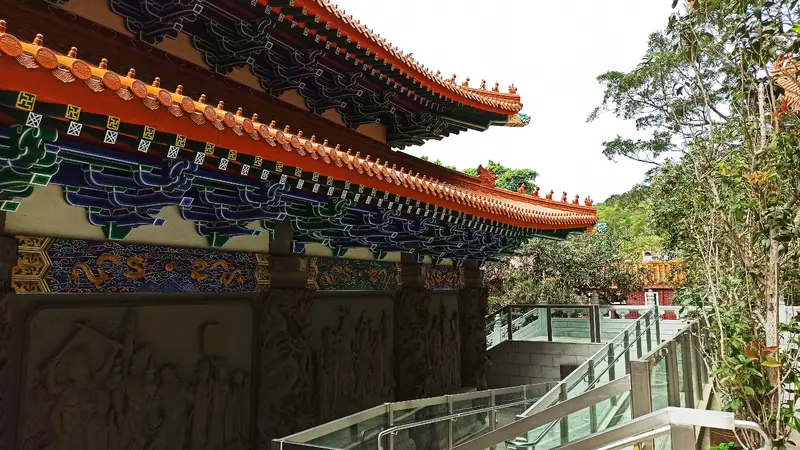 Baolian Chan Temple