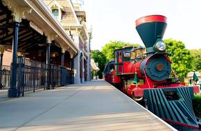 Hong Kong Disneyland Resort Railroad - Main Street Station