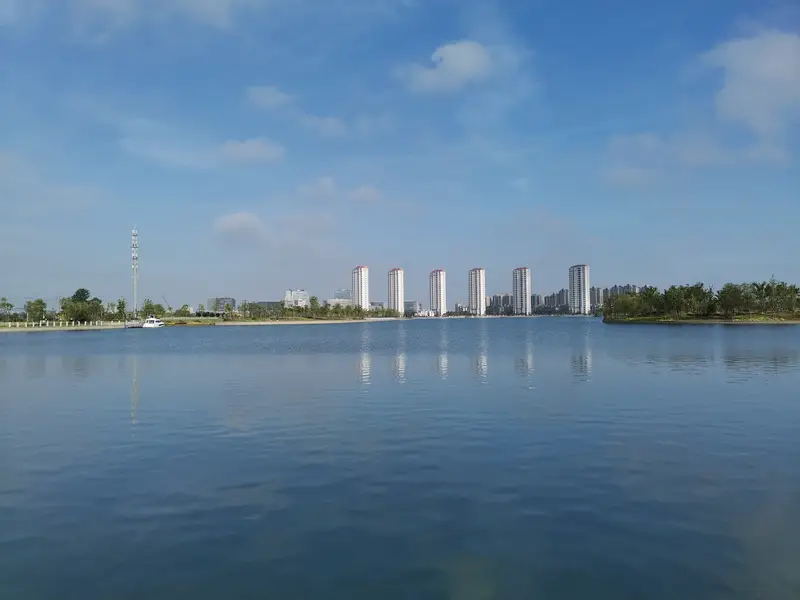 Lan Xiang Lake