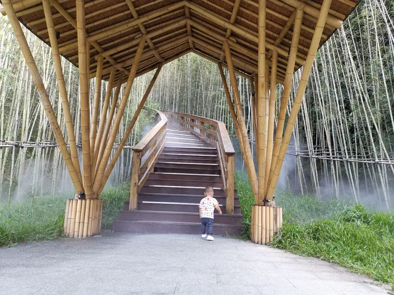 Longhua Greenway Cold Water Pit Entrance/Exit