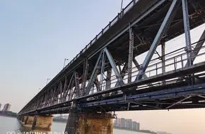 Qiantang River Bridge Memorial Museum